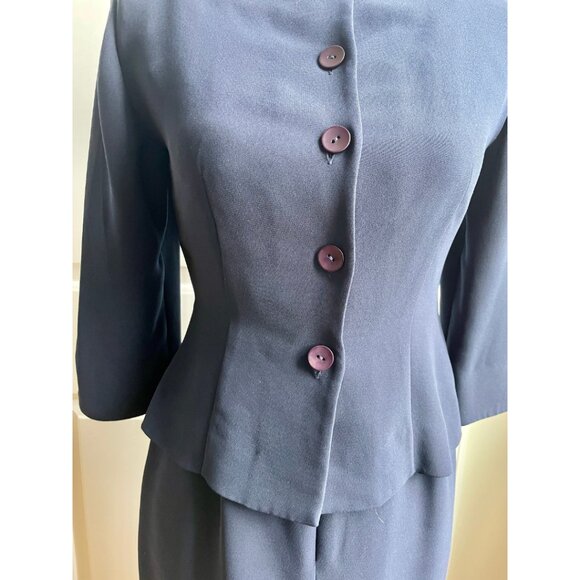 David Warren Petites Navy Skirt Suit - Size 2P - Picture 6 of 7